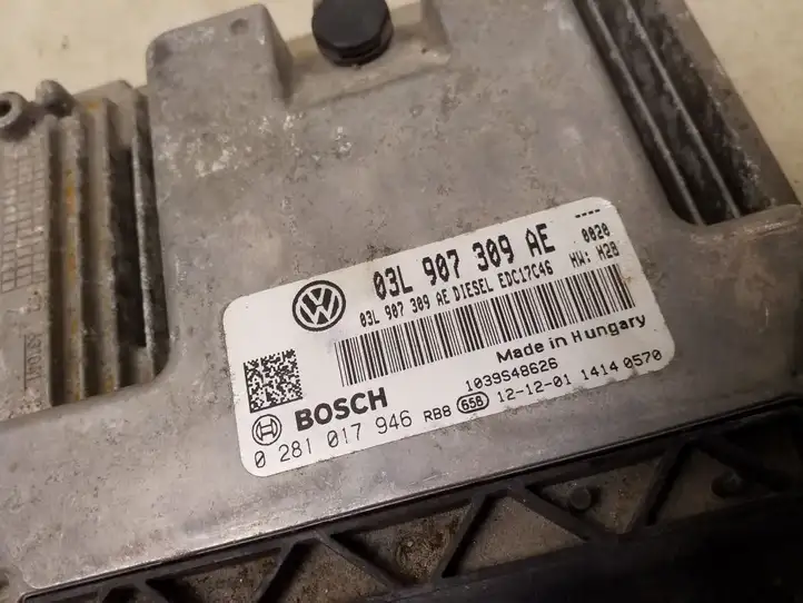 Volkswagen PASSAT B7 (2011 - 2014) 03L907309AE Блок управления двигателем (ЭБУ) — фото 2