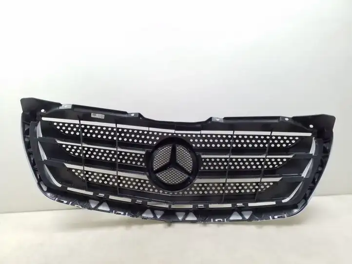 Mercedes-Benz Sprinter W906 (2006 - 2018) A9068880523 Передняя решетка — фото 5