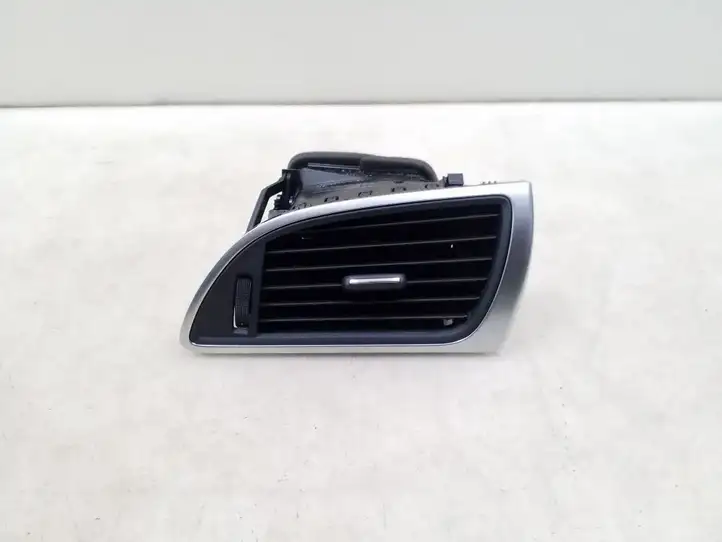 Audi A6 C7 (2014 - 2018) 4G1820902 Боковой воздушный дефлектор — фото 1