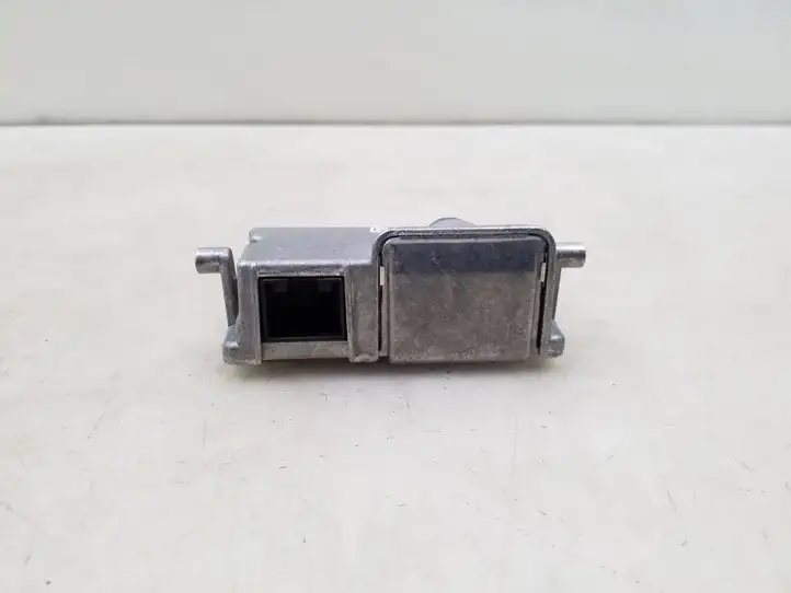 Audi A3/S3 8V (2012 - 2016) 5Q0980653F Камера в лобовом стекле — фото 3