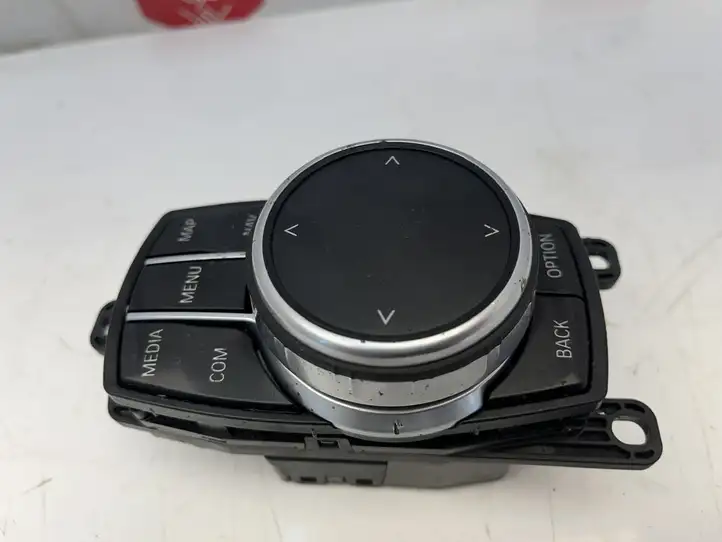 BMW 3 F30 F35 F31 (2012 - 2018) 901600680014 Контроллер мультимедийной системы — фото 6