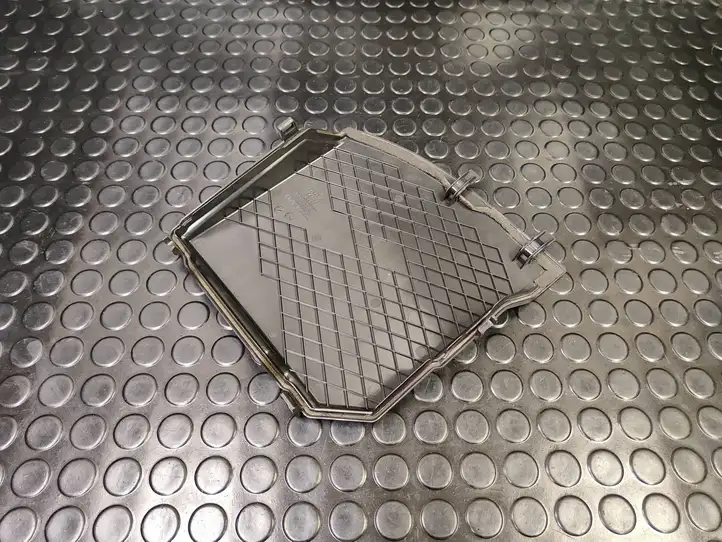 Volvo S60 (2010 - 2013) 31353766 Крышка ящика аккумулятора — фото 4