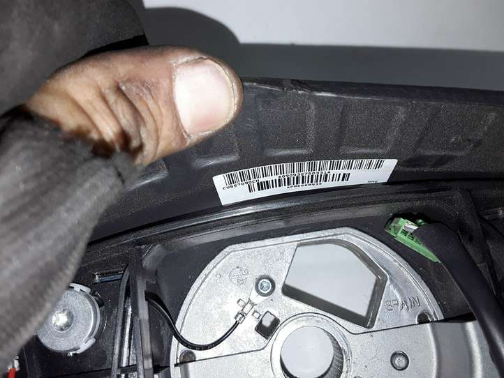 Volvo XC90 (2006 - 2014)  P8666893 Руль