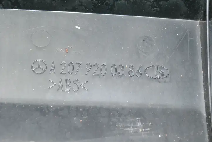 Mercedes-Benz E A207 (2010 - 2017) A2079200386 Прочие детали салона — фото 4