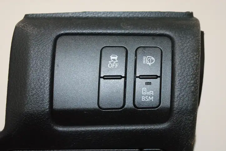 Lexus GS250 300 350 300h 450h (2011 - 2015) Прочие детали салона — фото 3