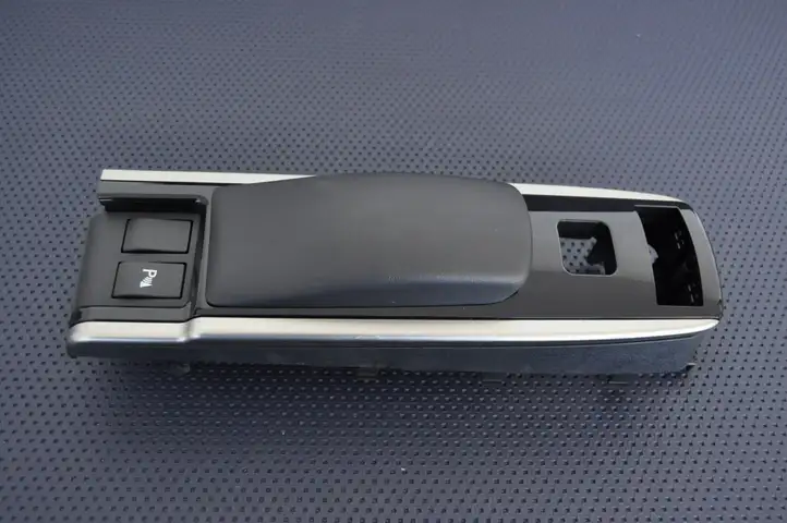 Lexus GS250 300 350 300h 450h (2011 - 2015) 5547230360 Прочие детали салона — фото 8