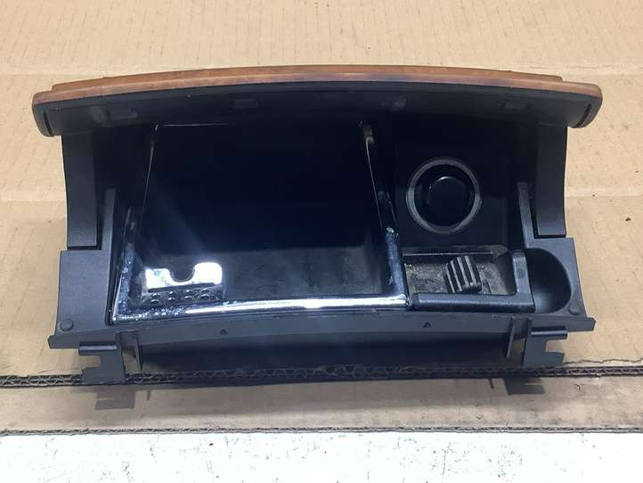 Mercedes-Benz E W211 (2002 - 2009)  A2118101330 Пепельница