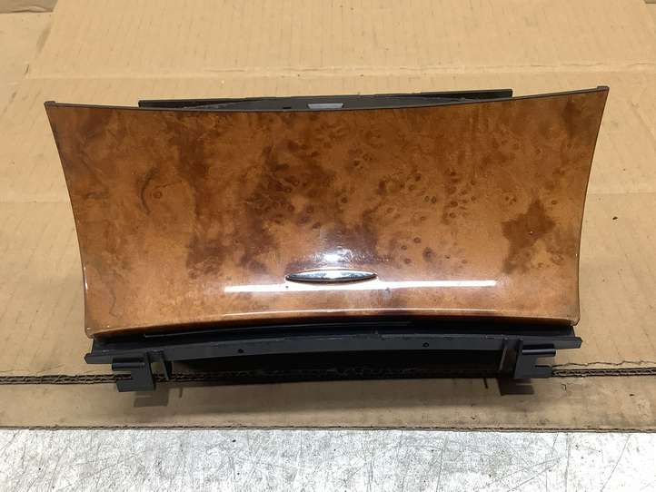 Mercedes-Benz E W211 (2002 - 2009)  A2118101330 Пепельница