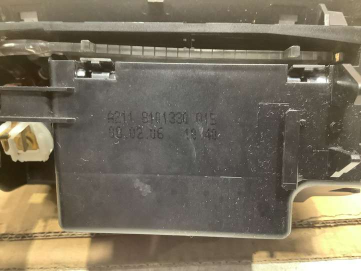 Mercedes-Benz E W211 (2002 - 2009)  A2118101330 Пепельница