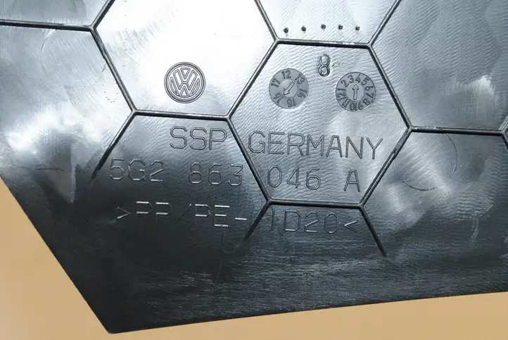Volkswagen Golf VII (2013 - 2019) 5G2863046 Прочие детали салона — фото 3
