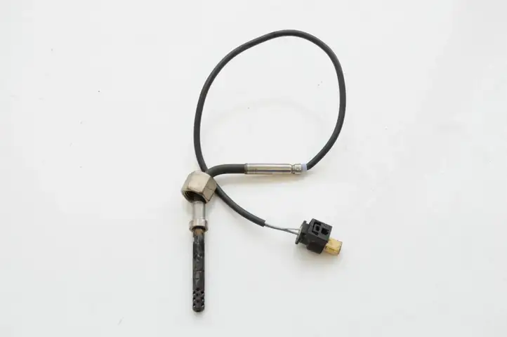 Mercedes-Benz C W204 (2007 - 2014) A0071537528 Датчик температуры масла — фото 1