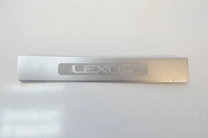 Lexus GS 300 350 430 450h (2004 - 2007) Внутренняя обшивка порога (комплект) — фото 4