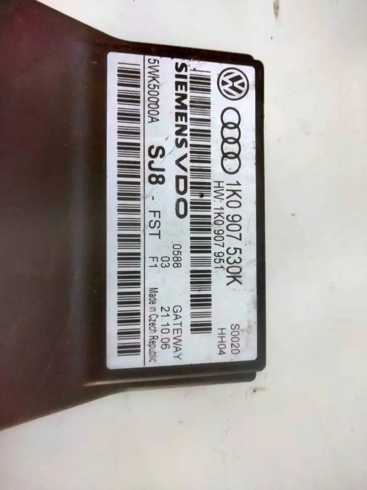 Volkswagen Touran I (2003 - 2010) 1K0907530K Модуль Gateway — фото 3