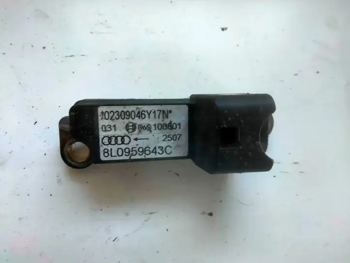 Audi A3/S3 8L (1996 - 2000) 8L0959643C Датчик удара SRS — фото 3