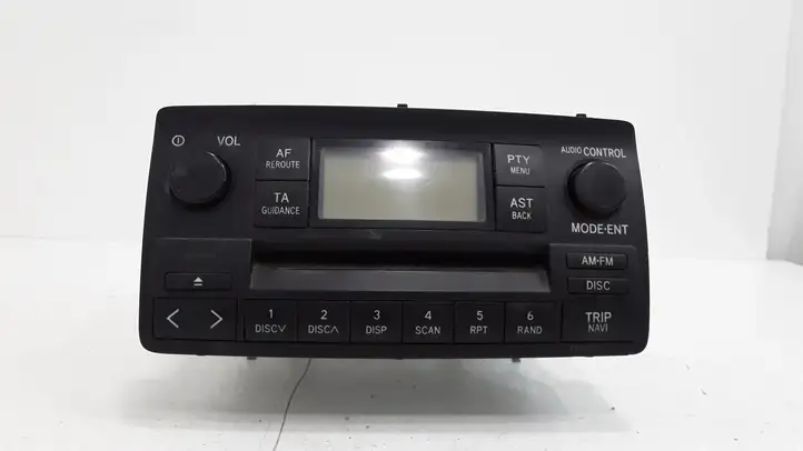 Toyota Corolla E120 E130 (2000 - 2004) 8612002260 Магнитола / мультимедийная система — фото 1
