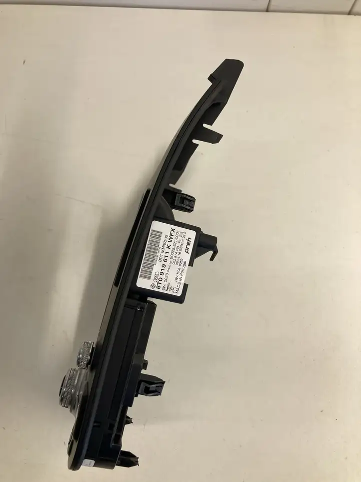 Audi A5 (2011 - 2016)  8T0919611K Мультимедийный контроллер