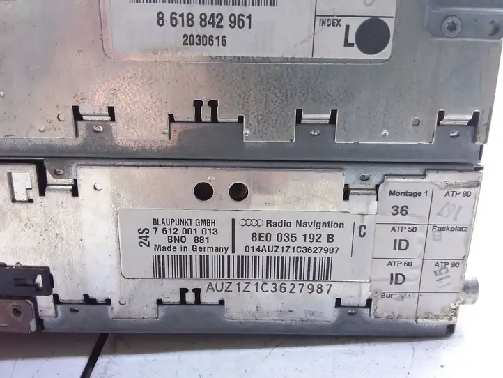 Audi A4 S4 B6 8E 8H (2000 - 2006) 8E0035192B Магнитола / мультимедийная система — фото 5