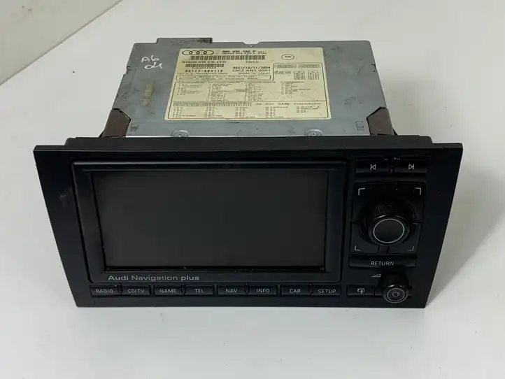 Audi A6 (2001 - 2004)  4B0035192P Радио/ проигрыватель CD/DVD / навигация