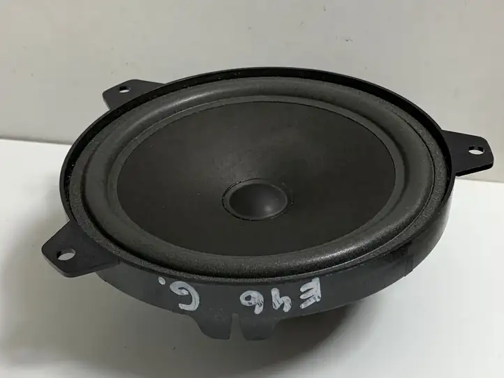 BMW 3 E46 (1998 - 2005)  8368233 Громкоговоритель (громкоговорители) в задних дверях