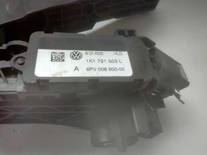 Volkswagen Touran I (2003 - 2010) 1K1721503L Педаль акселератора — фото 3