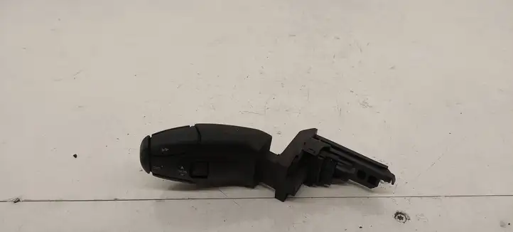 Peugeot 307 CC (2001 - 2005) 96413388XT Мултифункционный включатель управления / ручка — фото 2