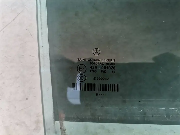 Mercedes-Benz CLS C219 (2003 - 2011) 43R001026 Стекло задней двери — фото 3