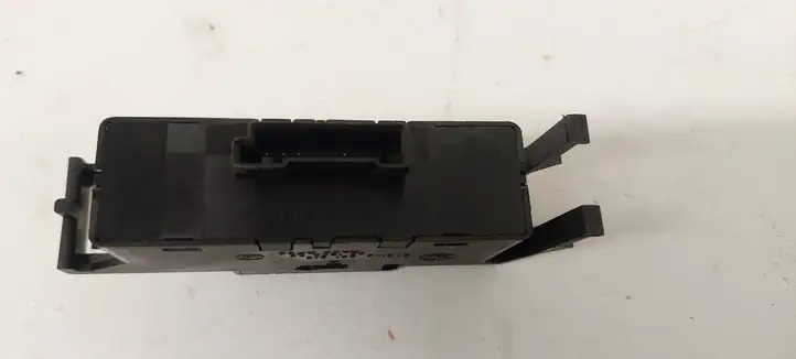 BMW 3 E46 (1998 - 2005) 61318381510 Кнопка стеклоподъемников — фото 4