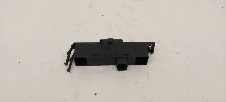 BMW 3 E46 (1998 - 2005) 61318381511 Кнопка стеклоподъемников — фото 2