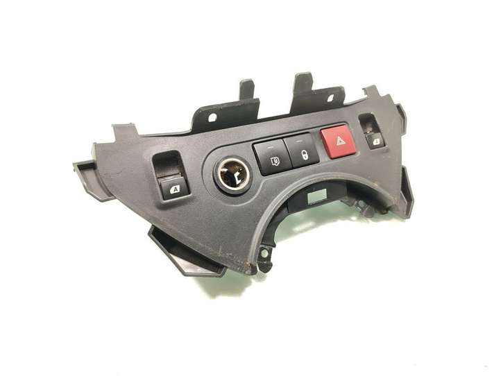 Citroen Berlingo (2012 - 2015)  9680932177 Включатель аварийных фонарей