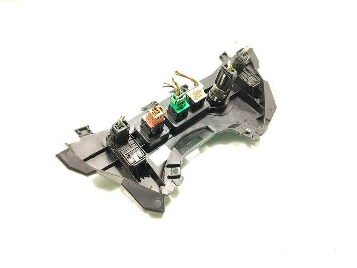 Citroen Berlingo (2012 - 2015)  9680932177 Включатель аварийных фонарей