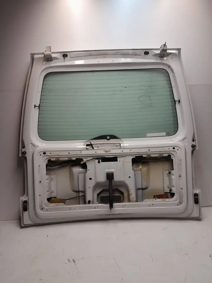 Volkswagen Caddy (2004 - 2010) Крышка багажника — фото 5