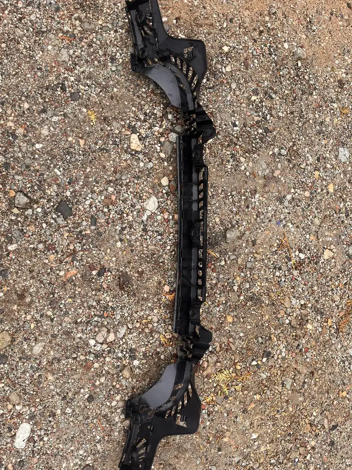 BMW 3 F30 F35 F31 (2012 - 2018) 7256922 Кронштейн заднего бампера — фото 2