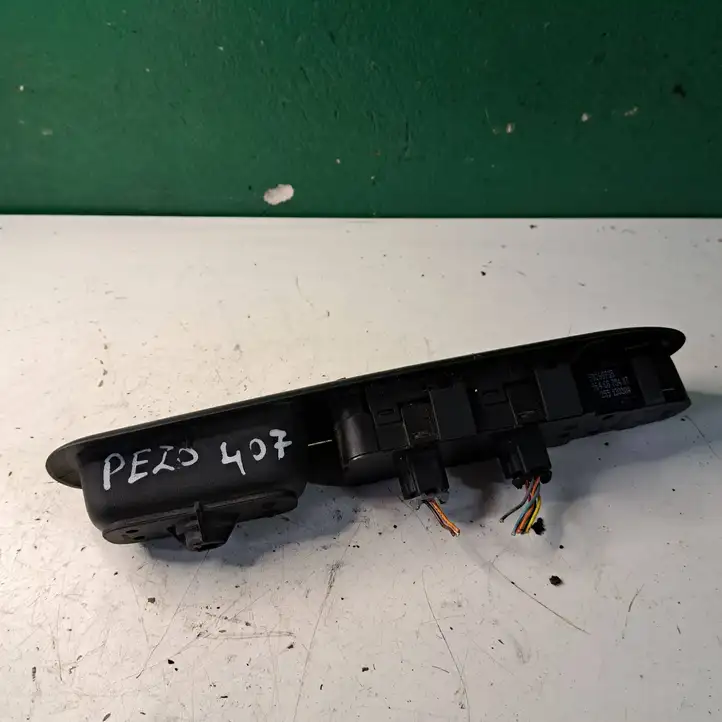 Peugeot 407 (2004 - 2011) 53269700 Кнопка стеклоподъемников — фото 2
