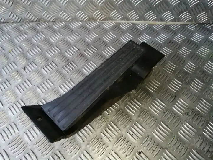 BMW 5 E60 E61 (2004 - 2010) 6752614 Педаль акселератора — фото 1