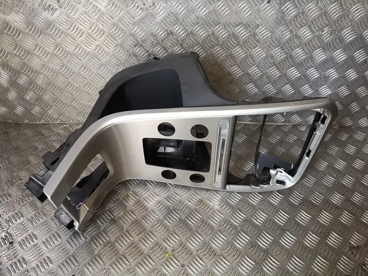 Volvo XC60 (2008 - 2013) 39864994 Отделка внутренней панели салона — фото 1