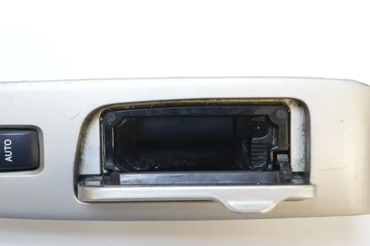 Lexus RX 330 - 350 - 400H (2006 - 2009) 8403048070 Блок кнопок стеклоподъемников — фото 3