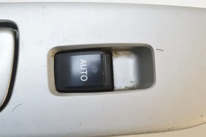Lexus RX 330 - 350 - 400H (2006 - 2009) 8403048070 Блок кнопок стеклоподъемников — фото 7