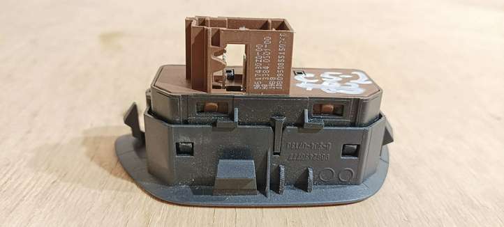 Citroen C5 (2004 - 2008)  96617430ZD Включатель освещения интерьера