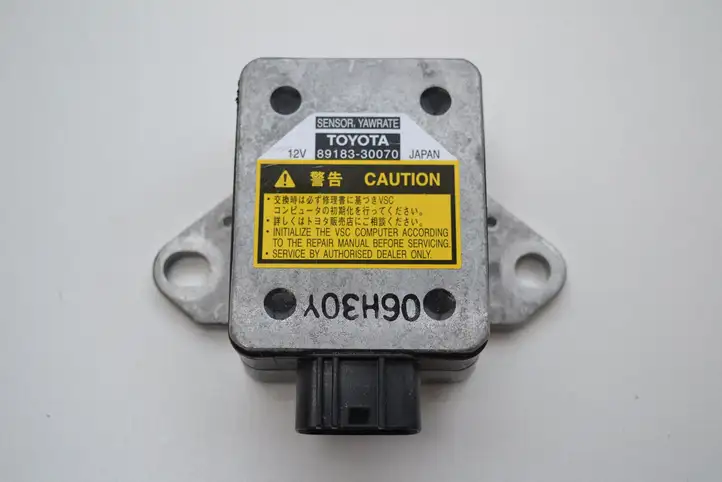 Lexus GS 300 350 430 450h (2004 - 2007) 8918330070 Датчик ускорения — фото 1