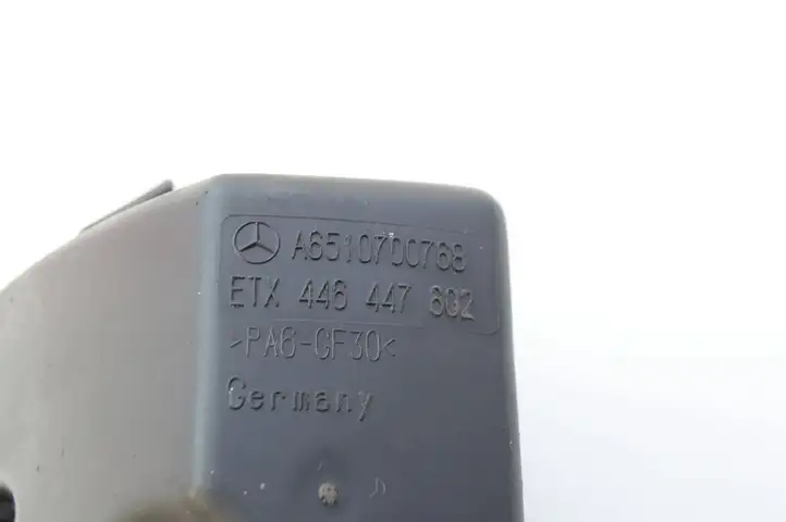 Mercedes-Benz Sprinter W906 (2006 - 2018) A6510700768 Прочие детали моторного отсека — фото 4