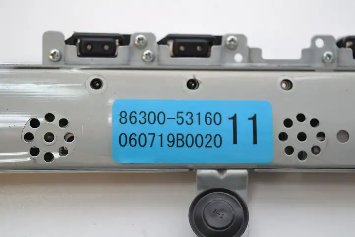 Lexus IS 220D-250-350 (2005 - 2010) 8630053160 Усилитель антенны — фото 5