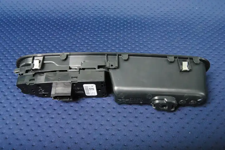 Mini Paceman (R61) (2012 - 2017) 9810863 Кнопка стеклоподъемников — фото 2