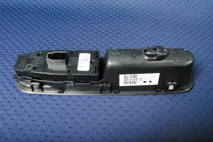 Mini Paceman (R61) (2012 - 2017) 9810863 Кнопка стеклоподъемников — фото 3