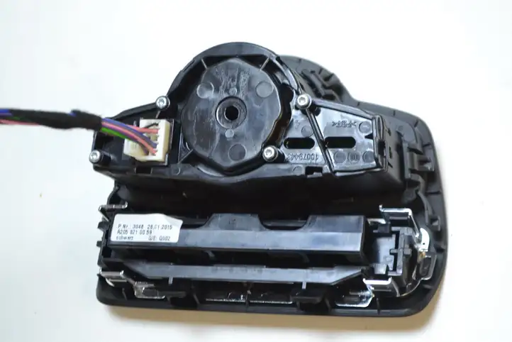 Mercedes-Benz C W205 (2014 - 2021) A2058210059 Включатель фонарей — фото 3