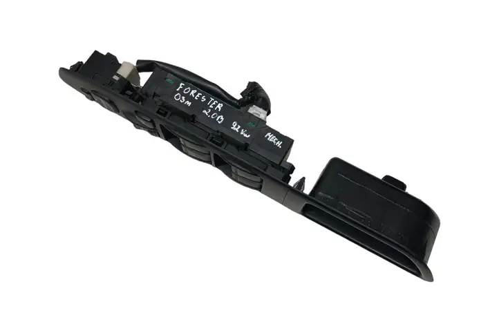Subaru Forester SF (2000 - 2003) 183606 Кнопка стеклоподъемников — фото 2