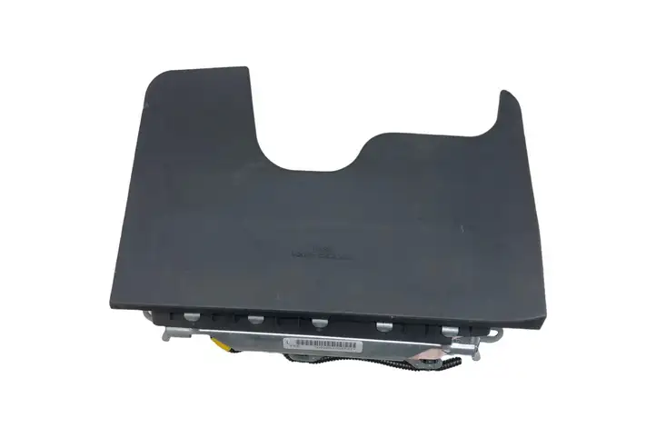 Toyota Yaris (2005 - 2009) 305477010 Коленная подушка безопасности — фото 1