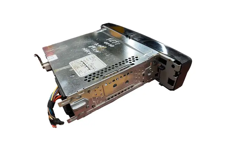 Skoda Yeti (5L) (2009 - 2012) 1Z0035152E Магнитола / мультимедийная система — фото 3