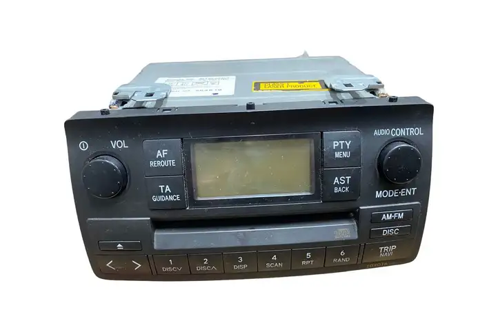 Toyota Corolla E120 E130 (2004 - 2007) 8612002260 Магнитола / мультимедийная система — фото 1
