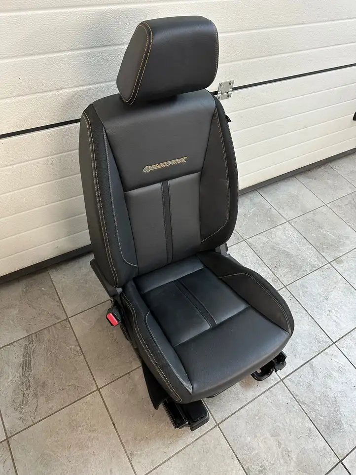 Ford Ranger (2019 - ) Переднее сиденье пассажира — фото 3