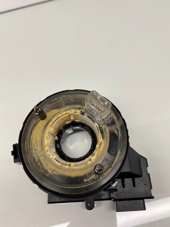 Volkswagen PASSAT B6 (2005 - 2010) 3C0959653B Контактное кольцо SRS — фото 1